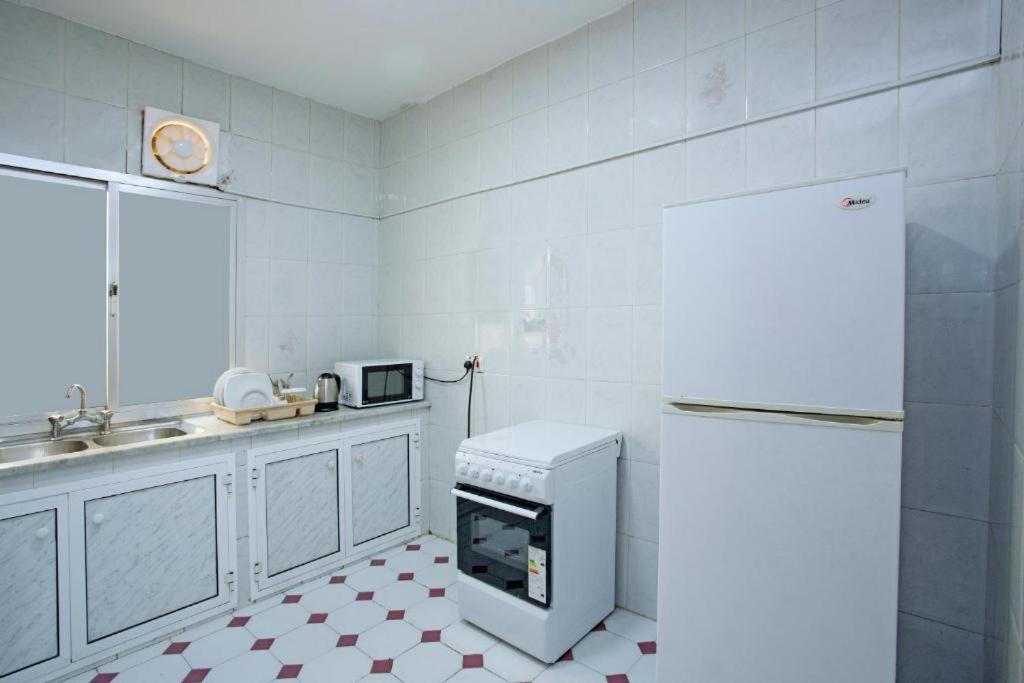 Nuzha Hotel Apartments Muscat Exterior foto