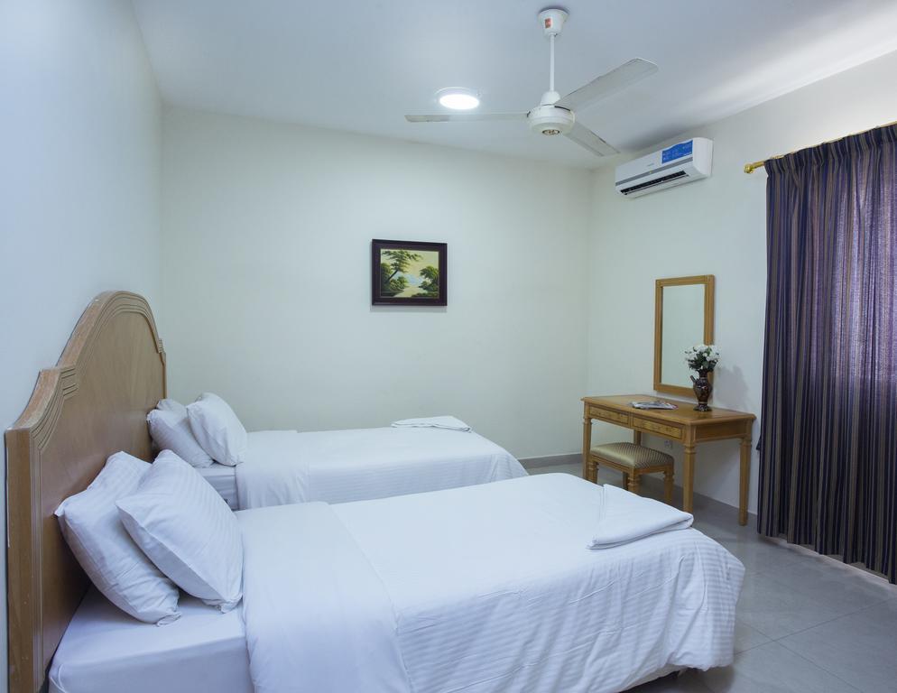 Nuzha Hotel Apartments Muscat Exterior foto