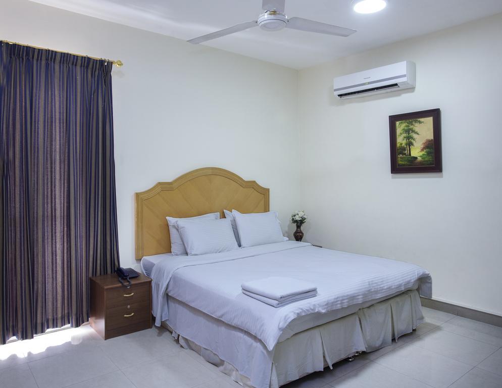 Nuzha Hotel Apartments Muscat Exterior foto