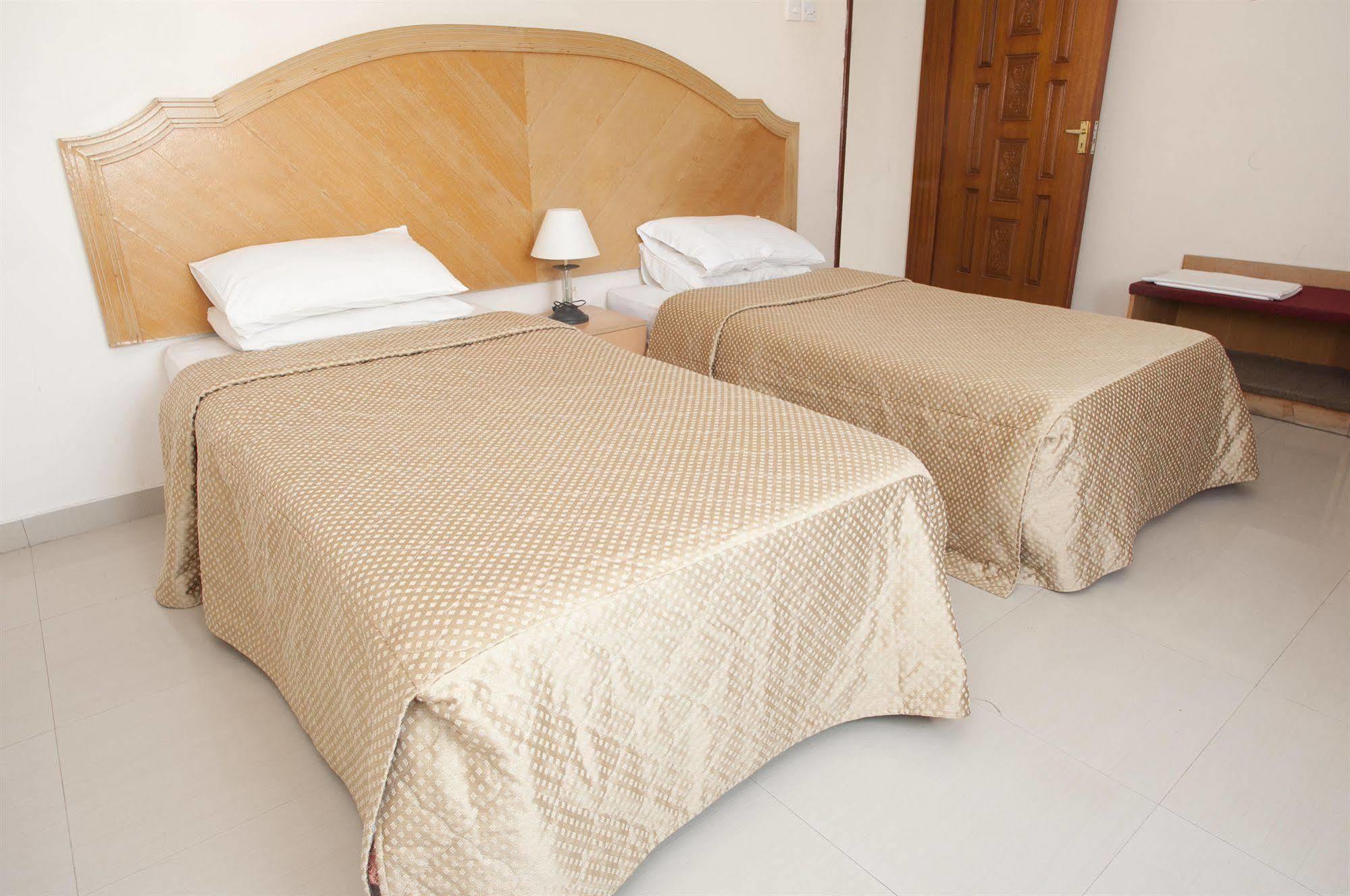 Nuzha Hotel Apartments Muscat Exterior foto